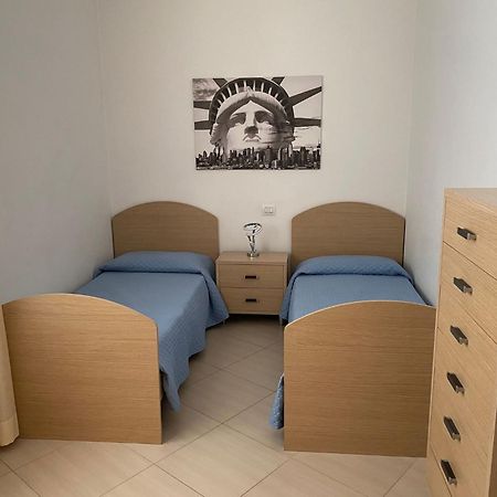 Hotel Ambasciatori Pineto Cameră foto